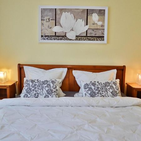 Oak Apartment - Piata Victoriei ブカレスト エクステリア 写真