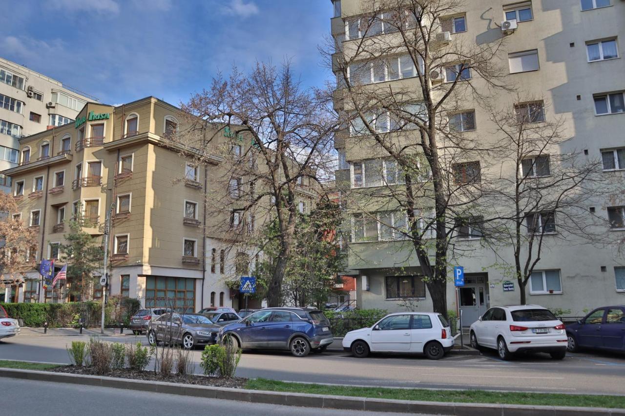 Oak Apartment - Piata Victoriei ブカレスト エクステリア 写真